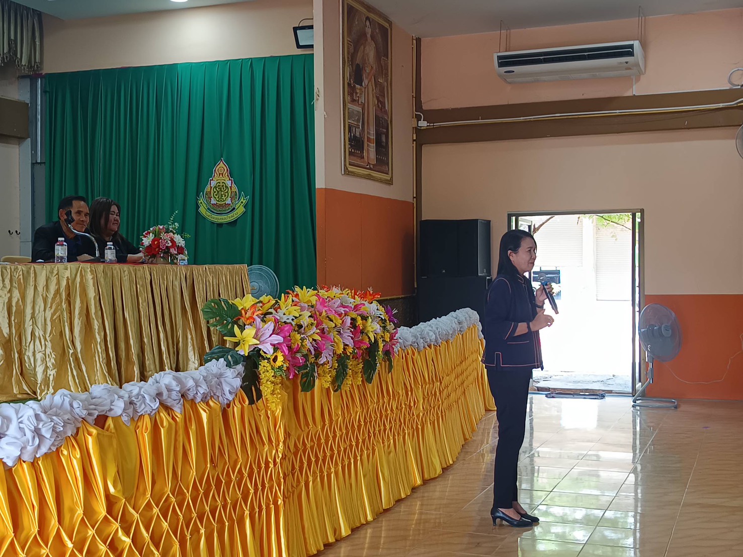 พช.บ้านฝาง : ร่วมประชุมใหญ่สามัญประจำปี กองทุนหมู่บ้านและสมาคมฌาปนกิจสงเคราะห์กองทุนหมู่บ้านอำเภอบ้านฝาง ประจำปี 2568